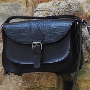 Δερμάτινη Τσάντα TRIAGO Pocket 16