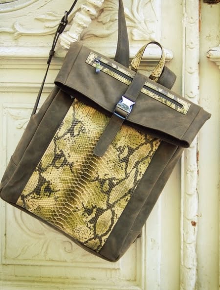 Δερμάτινη Τσάντα TRISTAN in special laptop backpack version 1