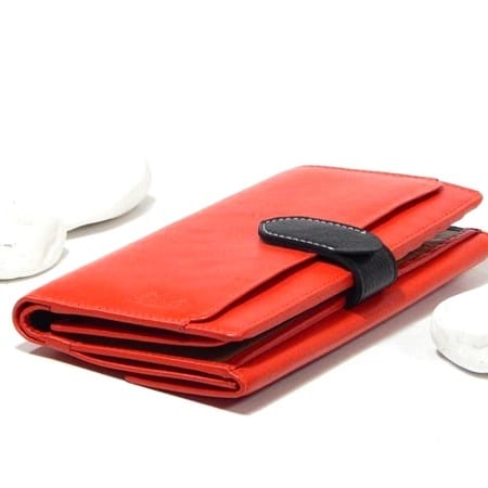 Leather Woman's Wallet 'UBERTA' 1